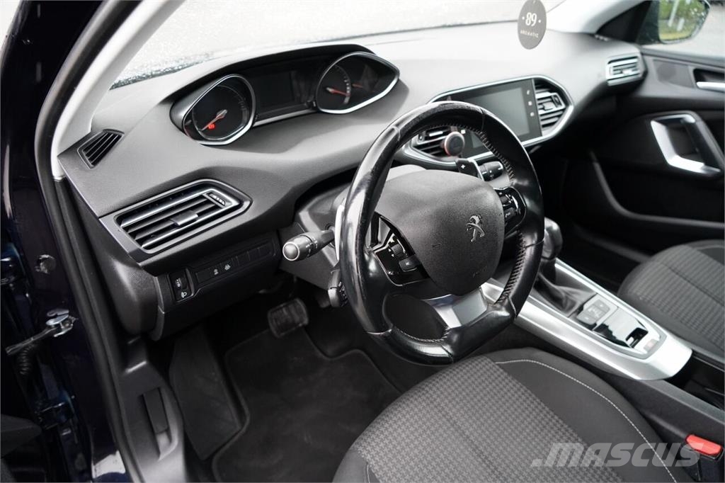 Peugeot 308 1.5 BlueHDi ACTIVE S&S EAT6 / 2019 ROK / AUTOM Carros