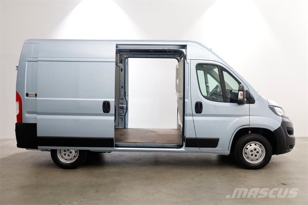 Peugeot Boxer 335 2.2 BlueHDi 165pk L2H2 Airco/Navi/2x Sch Muud veokid