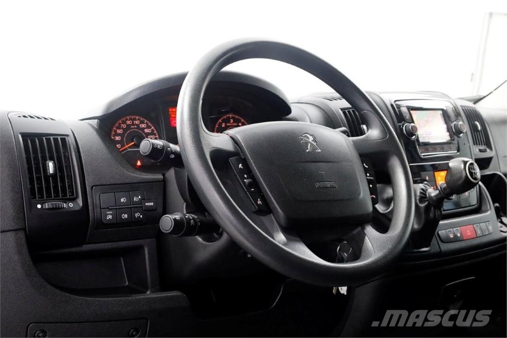 Peugeot Boxer 335 2.2 BlueHDi 165pk L2H2 Airco/Navi/2x Sch Muud veokid