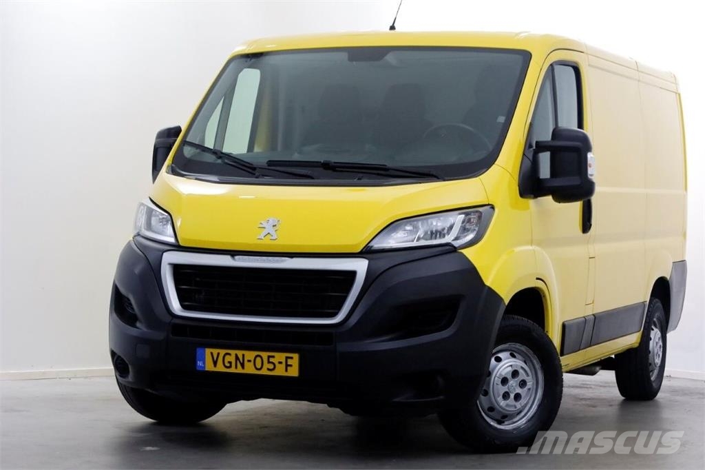 Peugeot Boxer 330 2.2 BlueHDi 140pk L1H1 Premium Airco/Sta Drugi tovornjaki