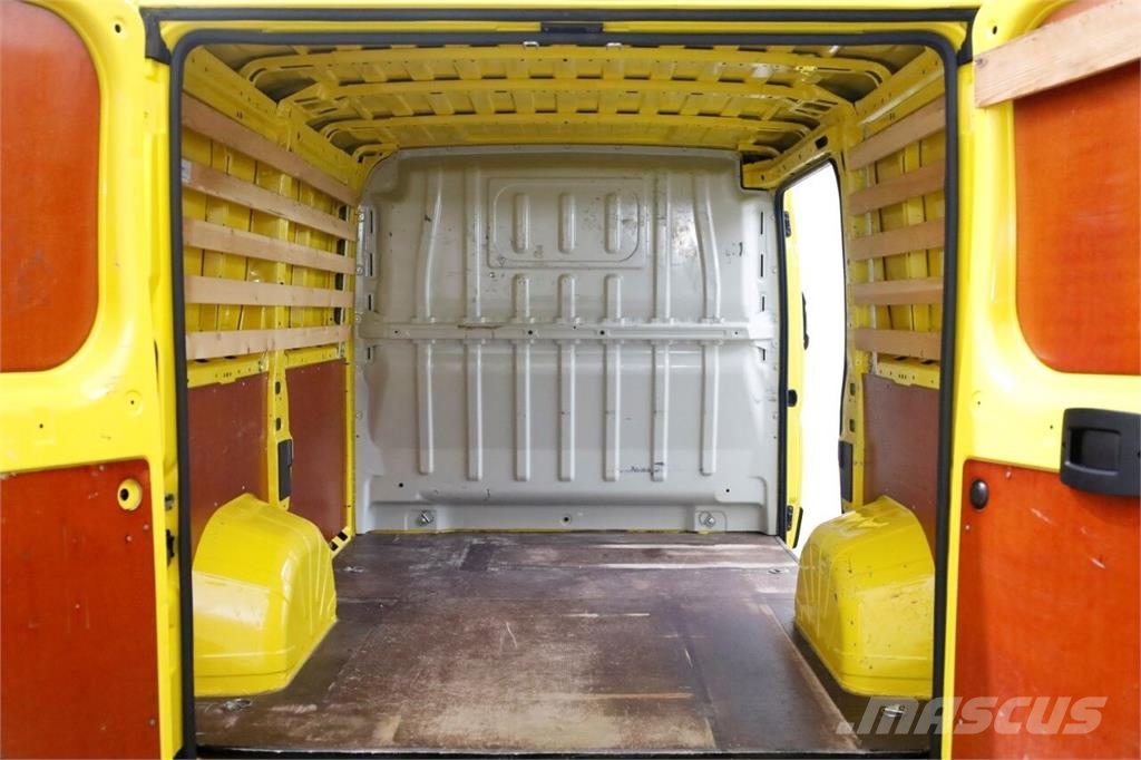 Peugeot Boxer 330 2.2 BlueHDi 140pk L1H1 Premium Airco/Sta Drugi tovornjaki