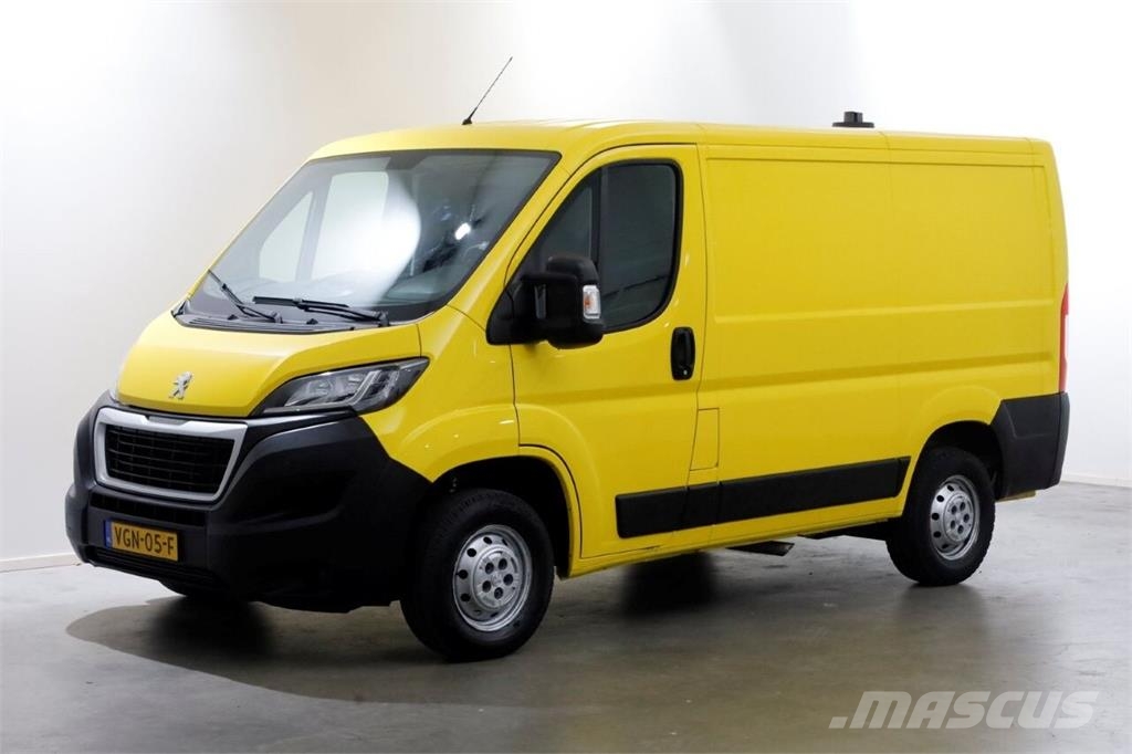 Peugeot Boxer 330 2.2 BlueHDi 140pk L1H1 Premium Airco/Sta Drugi tovornjaki