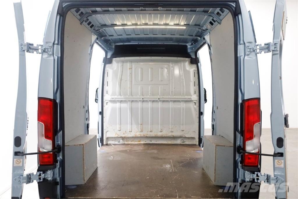 Peugeot Boxer 335 2.2 BlueHDi 165pk L2H2 Airco/Navi/2x Sch Muud veokid