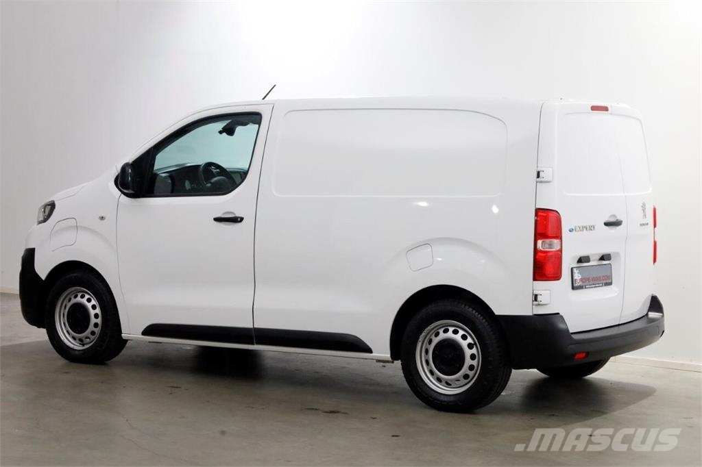 Peugeot e-Expert Compact Premium 50 kWh 100% Elektrisch Sn Andre lastebiler