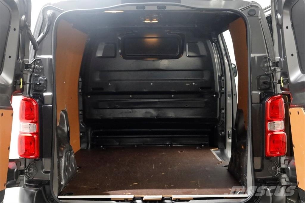 Peugeot Expert 2.0 BlueHDI 145pk Automaat L1H1 Airco 08-20 شاحنات أخرى