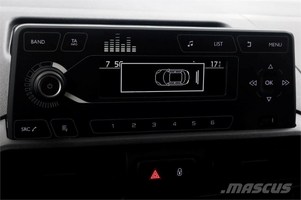 Peugeot Partner 1.2 PureTech 110pk Benzine Airco/3Pers. 05 Outros caminhões