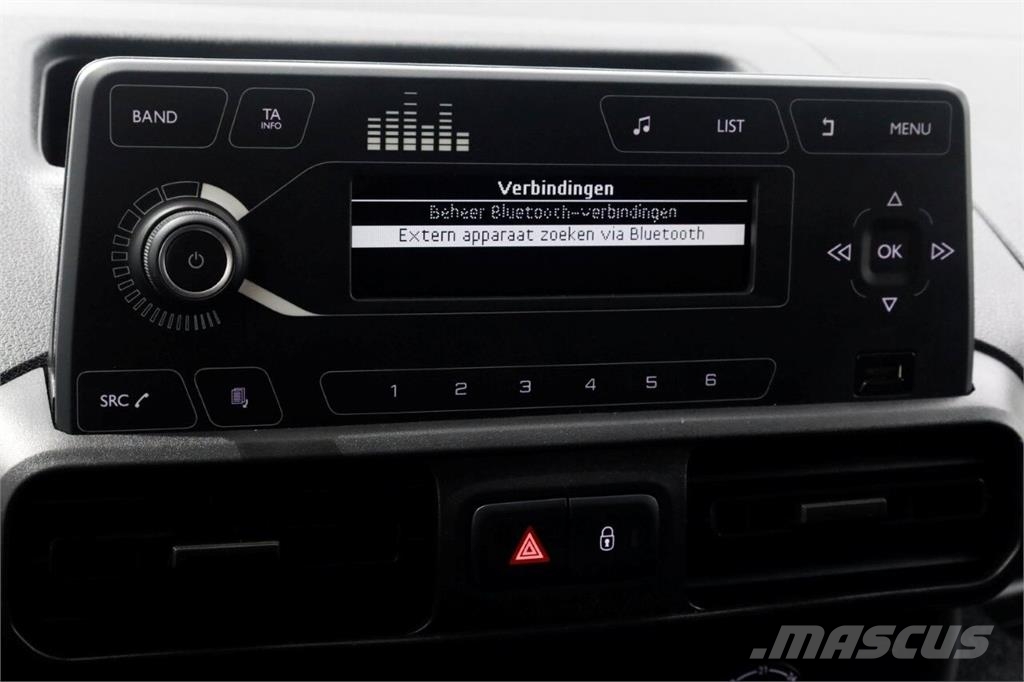 Peugeot Partner 1.2 PureTech 110pk Benzine Airco/3Pers. 05 Outros caminhões
