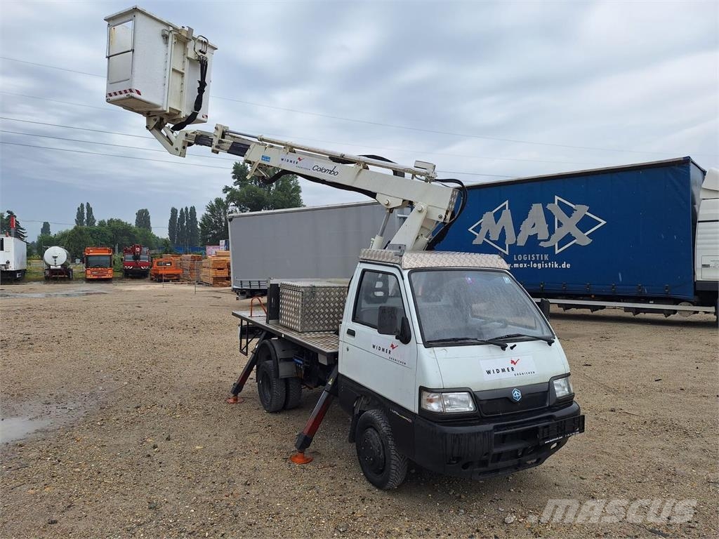 Piaggio Porter Maxxi 1,3 - COLOMBO Giuseppe TLC 122 L-12m/ Teherautóra szerelt emelők és állványok