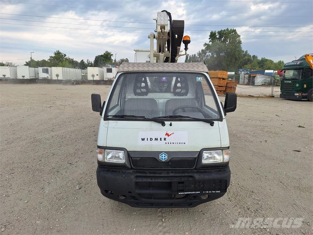 Piaggio Porter Maxxi 1,3 - COLOMBO Giuseppe TLC 122 L-12m/ Teherautóra szerelt emelők és állványok