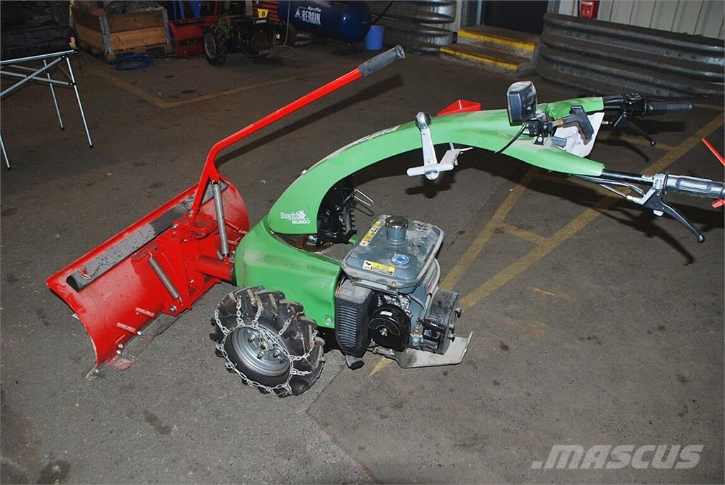 Rapid MONDO Hydrostat Kubota Einachser Winterdienst Gerä Komunālā tehnika- Citi