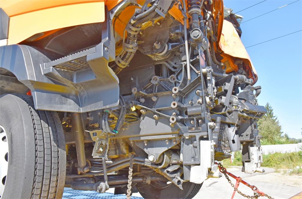 Renault C 380 自卸式货车
