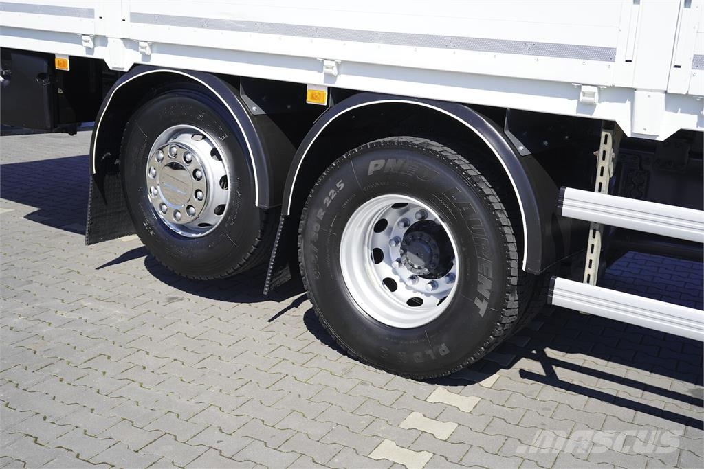 Renault C 430 / 6 X 2 / E 6 / SKRZYNIOWY + HDS / FASSI F 1 平板栏板货车