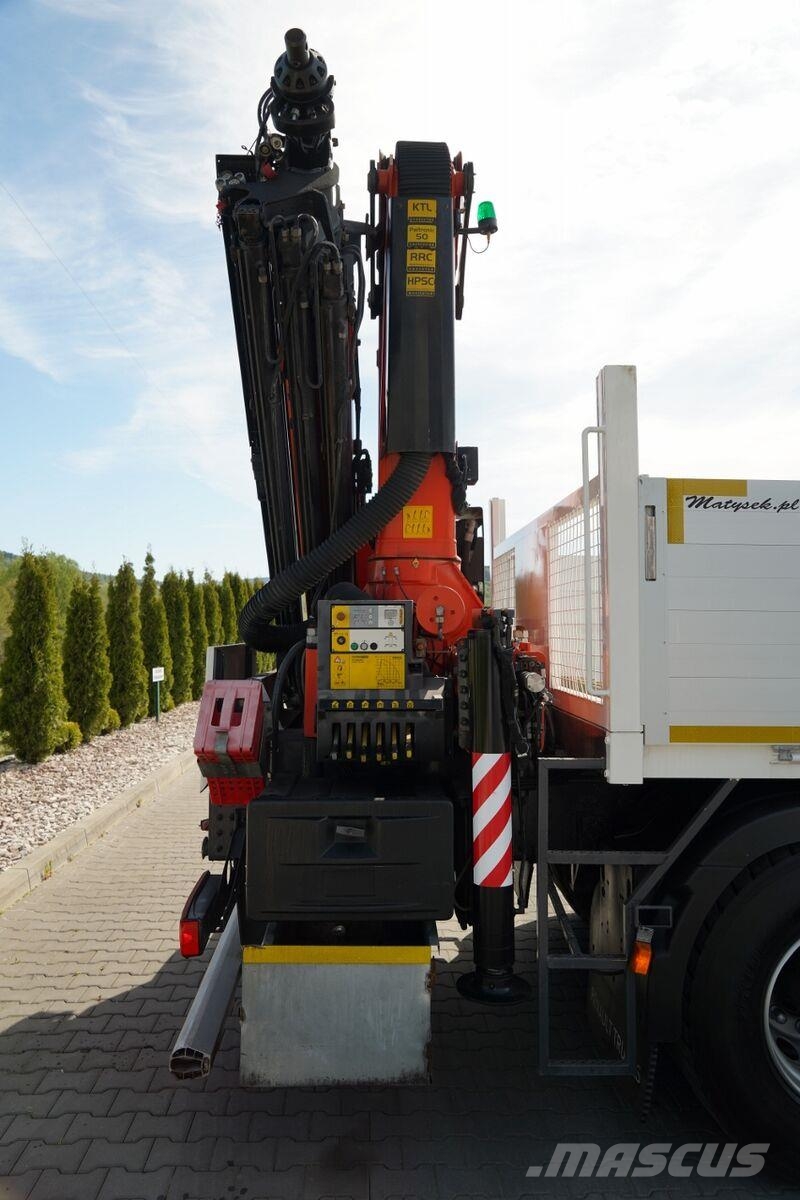 Renault C 430 / 8x4 / SKRZYNIOWY 7 M + HDS PALFINGER 33002 平板栏板货车