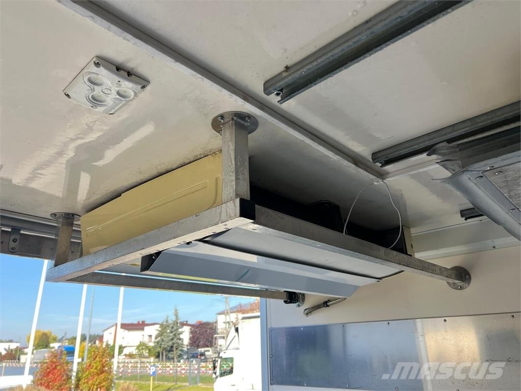 Renault D 12 240 REFRIGERATOR BODY SUPRA 850ºMt LIFT Kylmä-/Lämpökori kuorma-autot