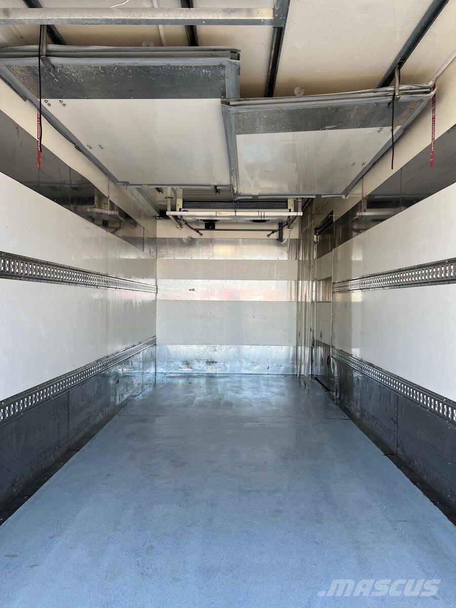 Renault D 12 240 REFRIGERATOR BODY SUPRA 850ºMt LIFT Kylmä-/Lämpökori kuorma-autot