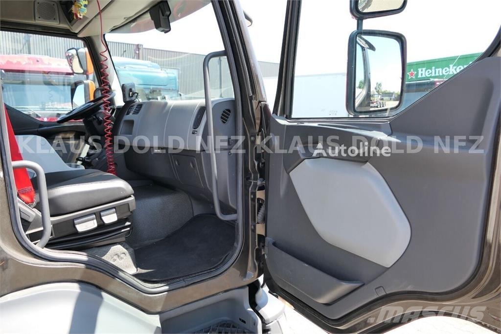 Renault D 14.250 Box Truck / 14T / Full Air Suspension / T Chasis y suspención