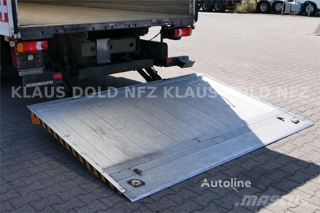 Renault D 14.250 Box Truck / 14T / Full Air Suspension / T Chasis y suspención