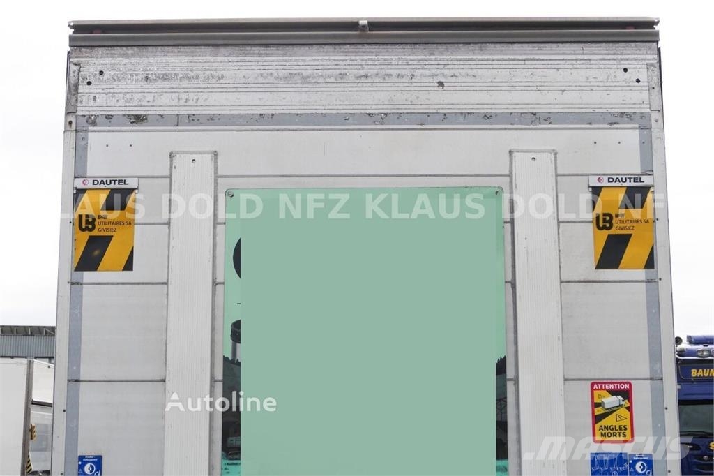 Renault D 18.320 Curtain-Sider Beverage Truck / Full Air S Šasije I ovjese