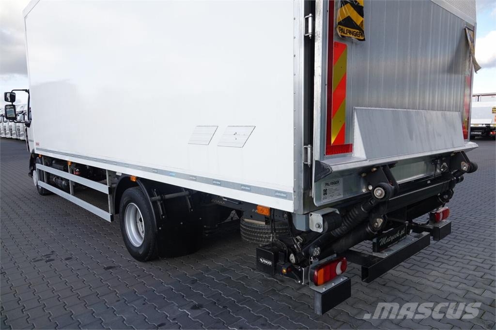 Renault D 250 / CHŁODNIA - 6,7 m / THERMO KING T 600R / + Chladírenské nákladní vozy