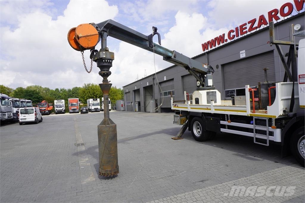 Renault D14 High P4x2 240 E6 / 16 tho. km!!! / RISA G2T dr Camiões de sonda de perfuração móvel