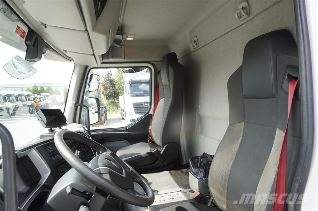 Renault D14 High P4x2 240 E6 / 16 tho. km!!! / RISA G2T dr Camiões de sonda de perfuração móvel