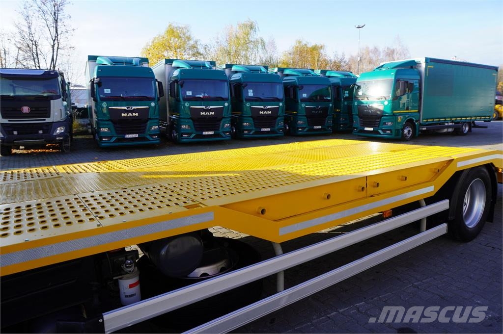 Renault D19 Wide Glob / 7.8 m NEW tow truck / 280 tho. km Transport vehicles