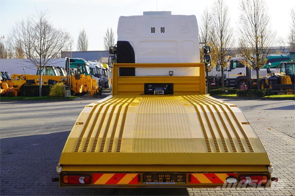 Renault D19 Wide Glob / 7.8 m NEW tow truck / 280 tho. km Transport vehicles