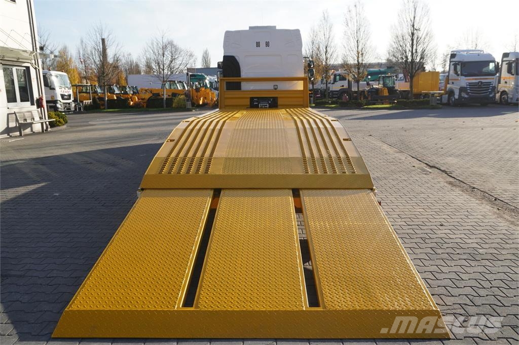 Renault D19 Wide Glob / 7.8 m NEW tow truck / 280 tho. km Transport vehicles