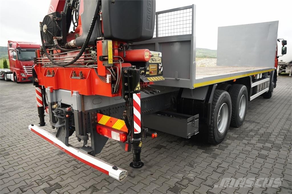 Renault KERAX LANDER 370 DXI / 6x4 / PLATFORMA - 7,1 M + H Autonkuljetusautot