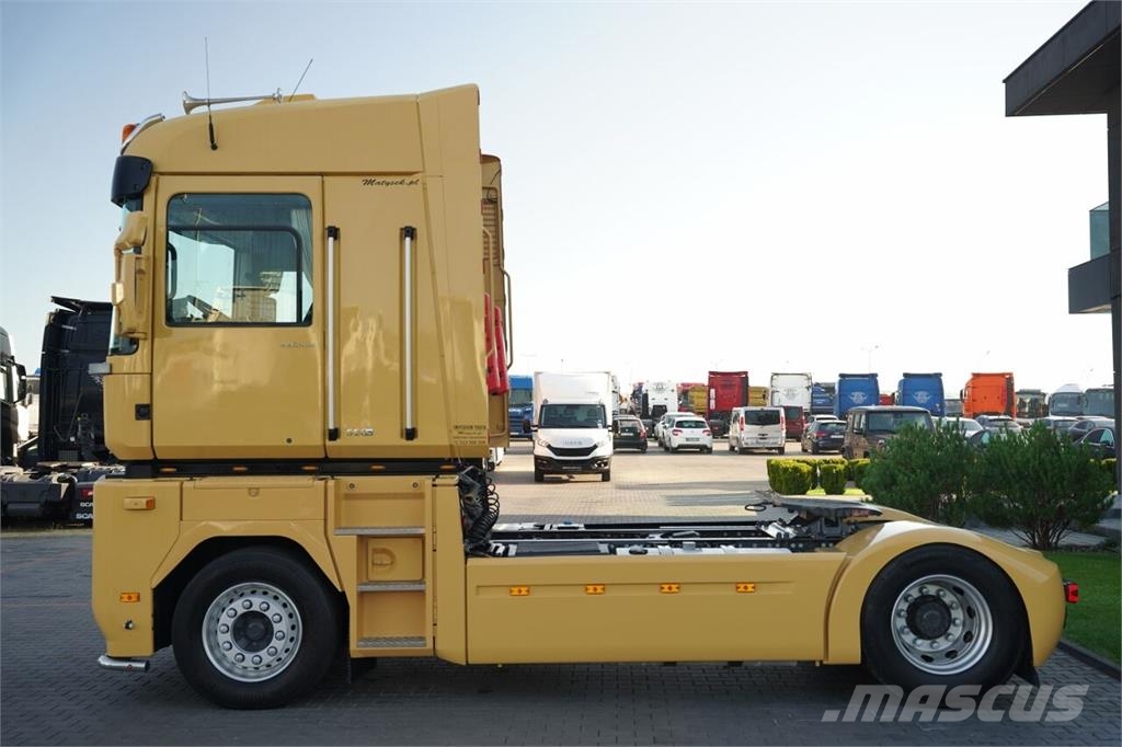 Renault MAGNUM 520 / RETARDER / I-PARK COOL / SALONKA /  S Trekkvogner