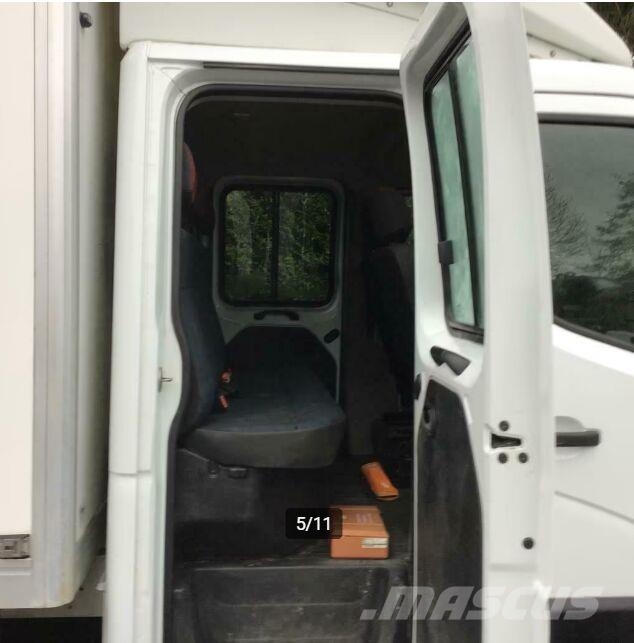 Renault Master Doka + LBW 厢式货车