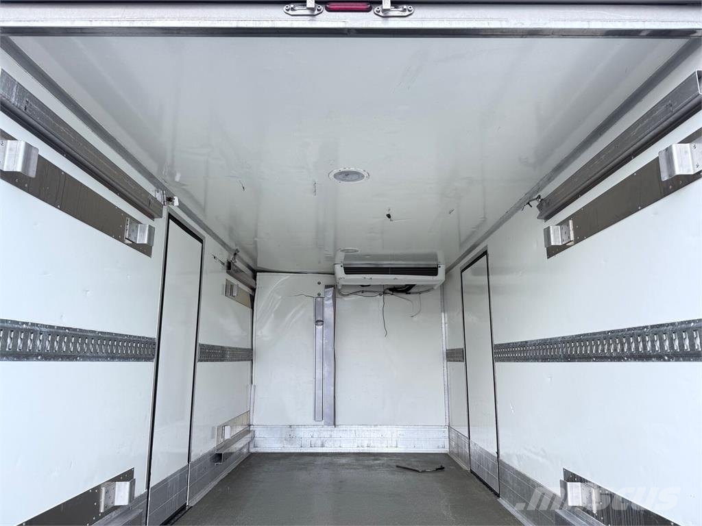 Renault Master 170 DCI Kontener 8ep Chłodnia/Mroźnia Złącz Egyéb