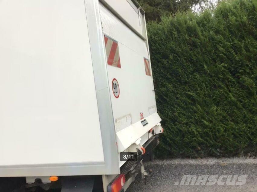 Renault Master Doka + LBW 厢式货车