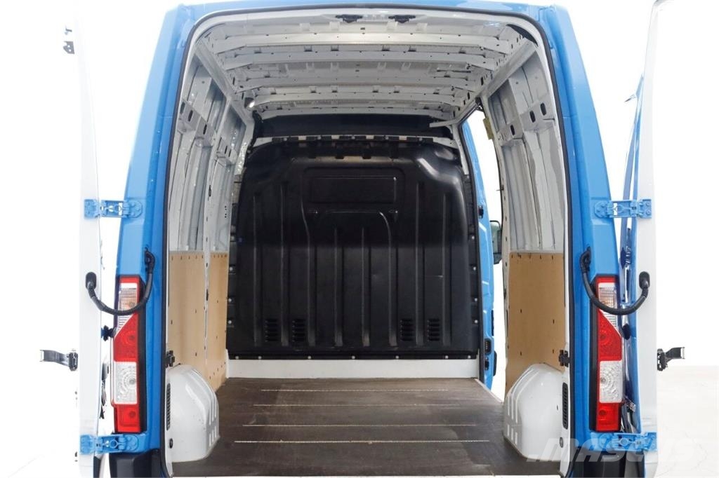 Renault Master T35 2.3 dCi 150pk L3H2 Energy Work Edition شاحنات أخرى