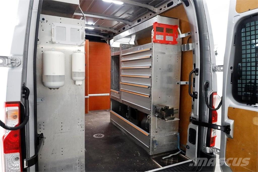 Renault Master T35 2.3 dCi 180pk L2H2 Energy Airco/Camera/ Ostali kamioni