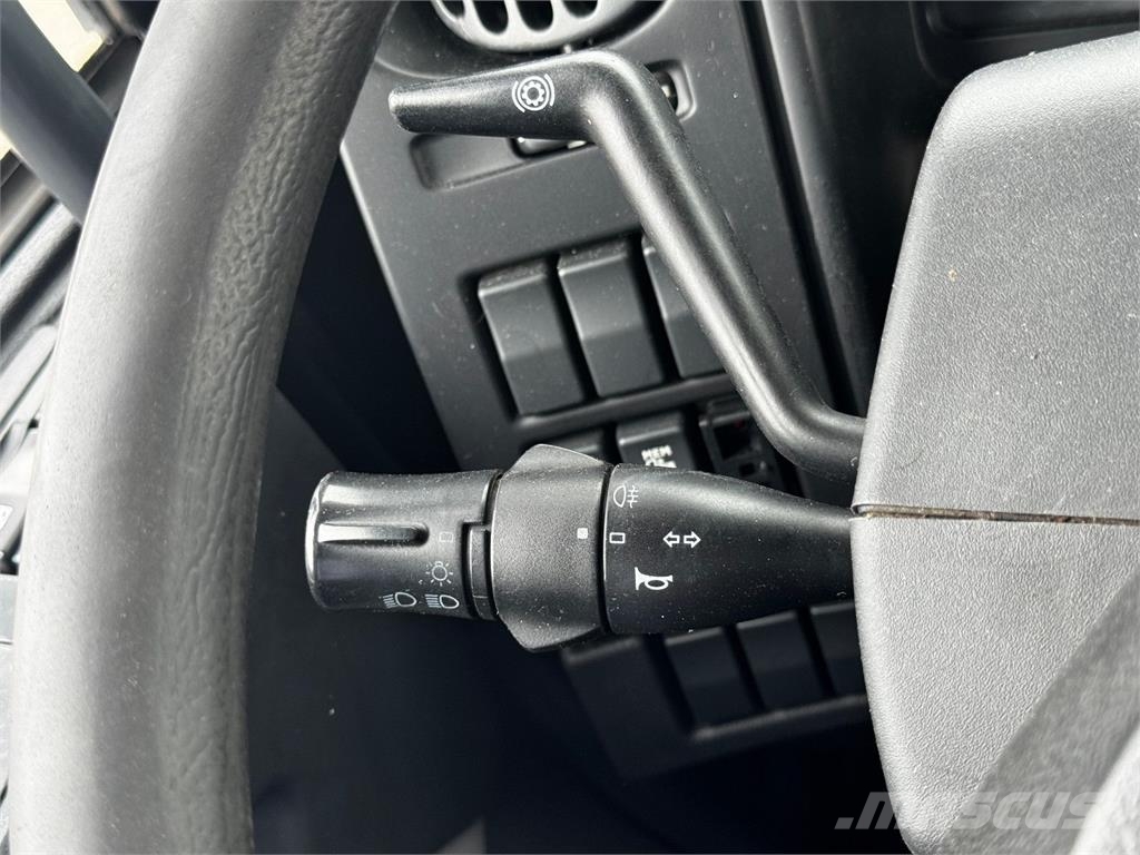 Renault Premium 330.19 Camion Fourgon