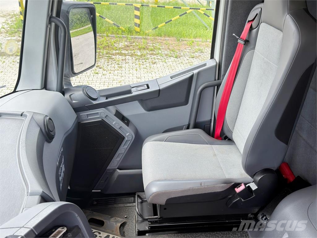 Renault T 380 * Abschleppwagen 7,40m* KRAN/FUNK * TOP Vlečna vozila za tovornjake