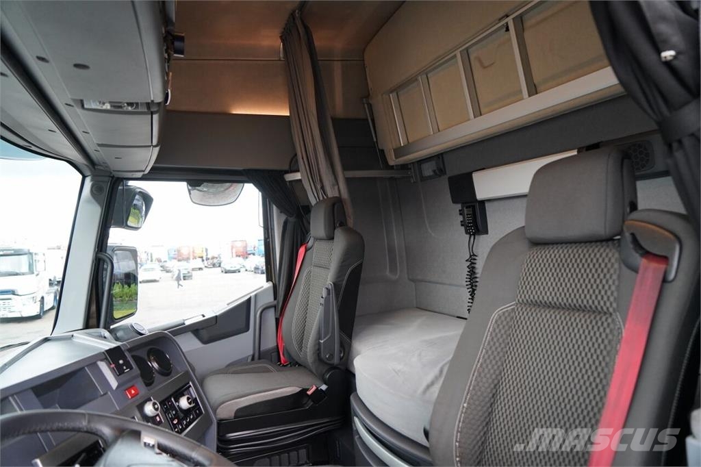 Renault T 520 COMFORT / RETARDER / EURO 6 Nyergesvontatók