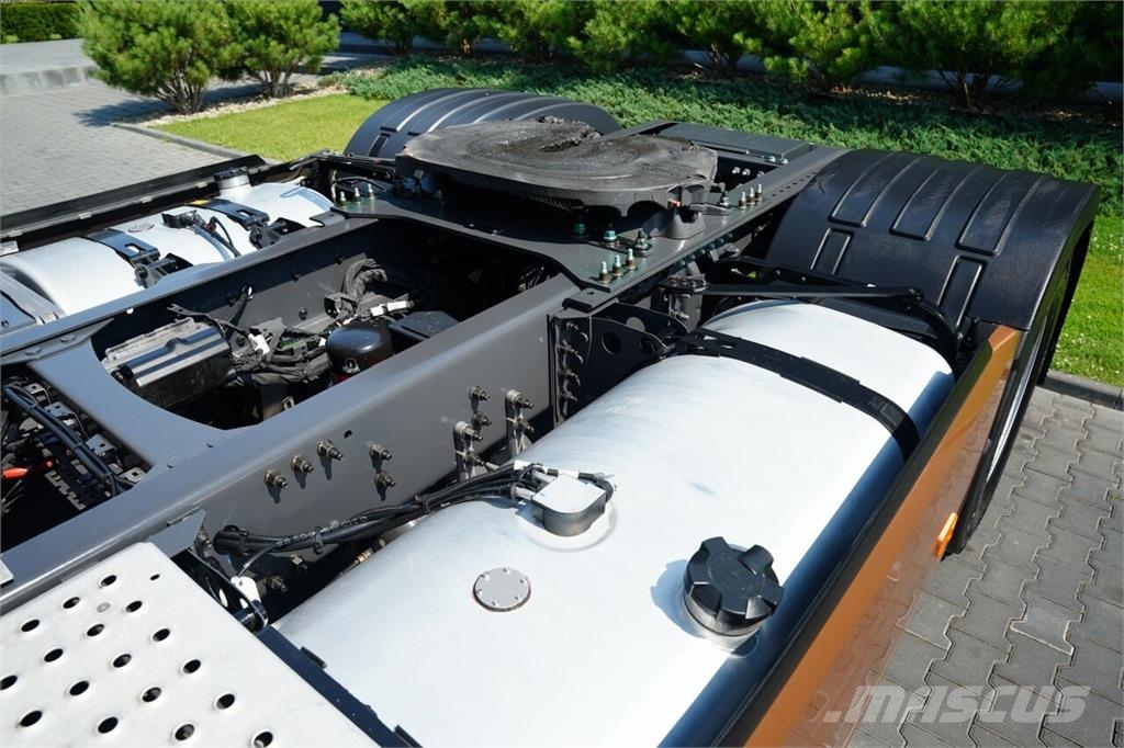 Renault T 520 / HIGH CAB / 13L / I-PARK COOL / 2022 ROK 曳引機組件