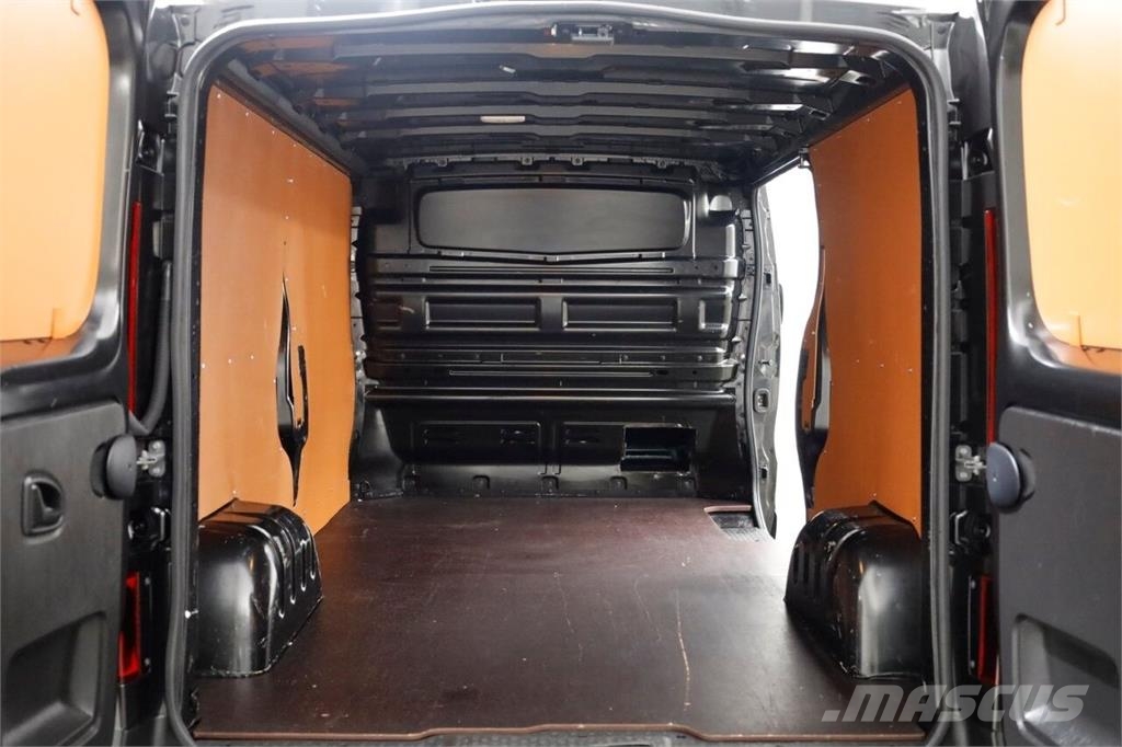 Renault Trafic 2.0 dCi 150pk L2H1 Automaat Work Edition LE Other trucks