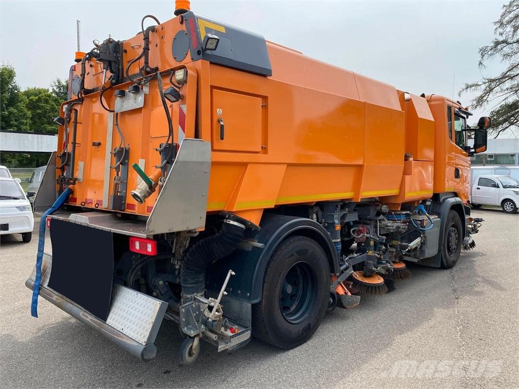 Scania G360 Úttakarító gépek