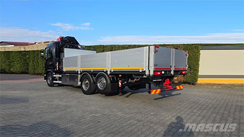 Scania G490 6x2 Flatbed Truck / HMF 3220K8 Crane 平板式/側卸式卡車