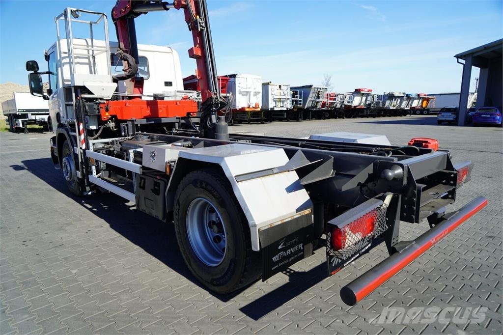 Scania P 250 / 4X2 / SIŁOWNIK DO WYWROTU /  + HDS HMF 635 Chasis y suspención