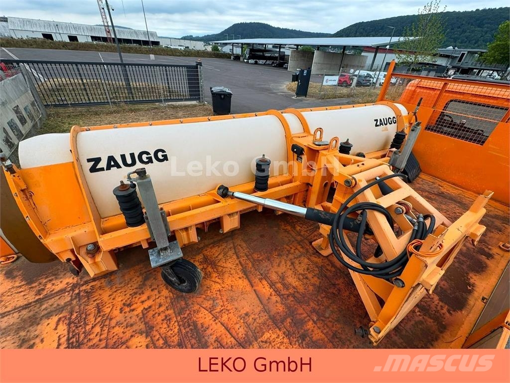 Scania P 310 Mit SchneePflugschild Camiones plataforma
