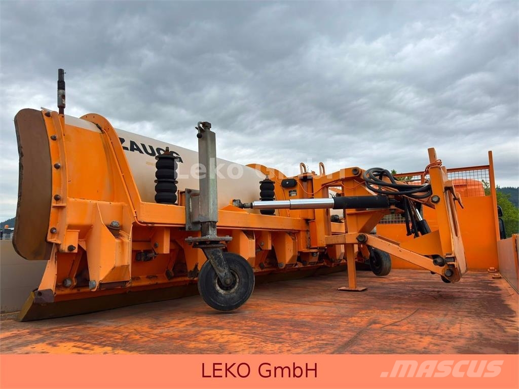 Scania P 310 Mit SchneePflugschild Camiones plataforma