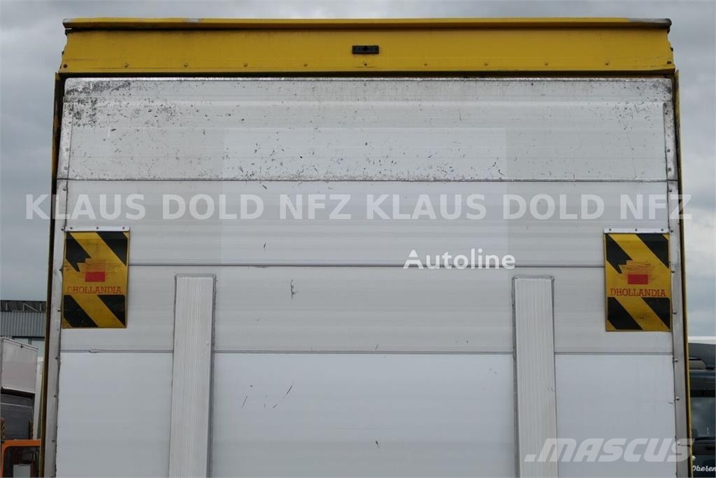 Scania P 340 Curtainsider Beverage Truck / Camera / Tail  Tents