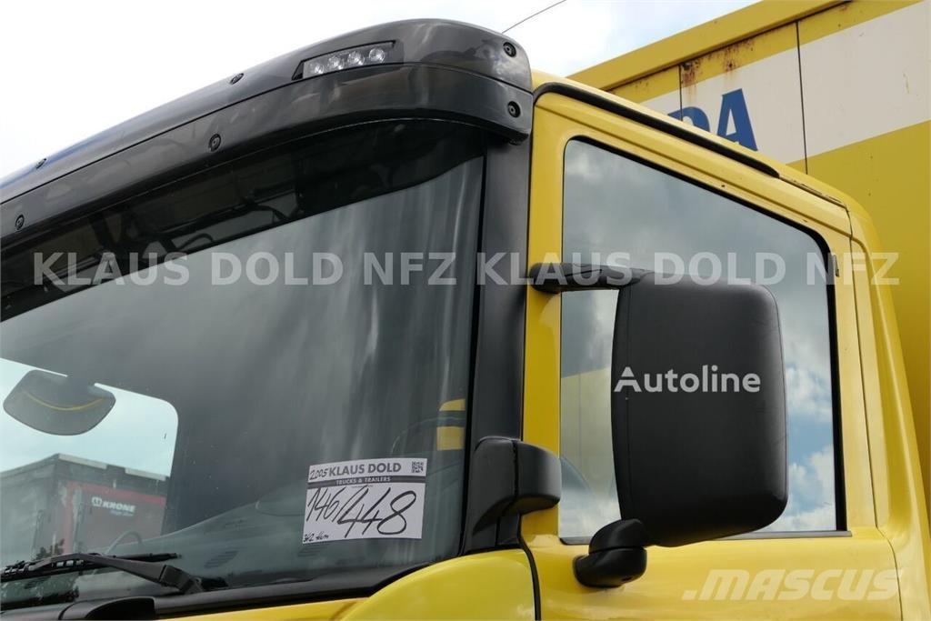 Scania P 340 Curtainsider Beverage Truck / Camera / Tail  Tents