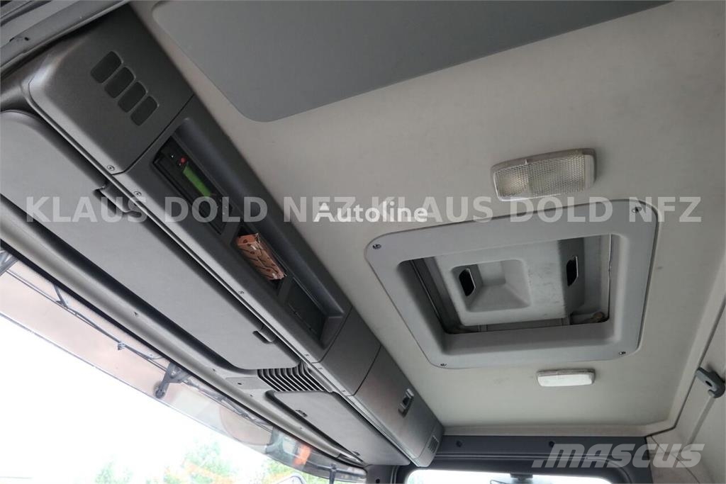 Scania P 340 Curtainsider Truck / Tail Lift / Rear View C 篷布卡車