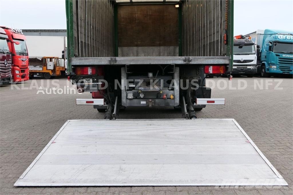 Scania P 340 / Curtainsider Beverage Truck / Reversing Ca شاحنات بغطاء جانبي