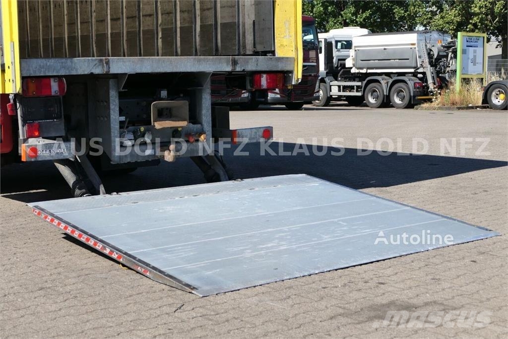 Scania P 340 / Curtainsider Beverage Truck / Reversing Ca شاحنات بغطاء جانبي